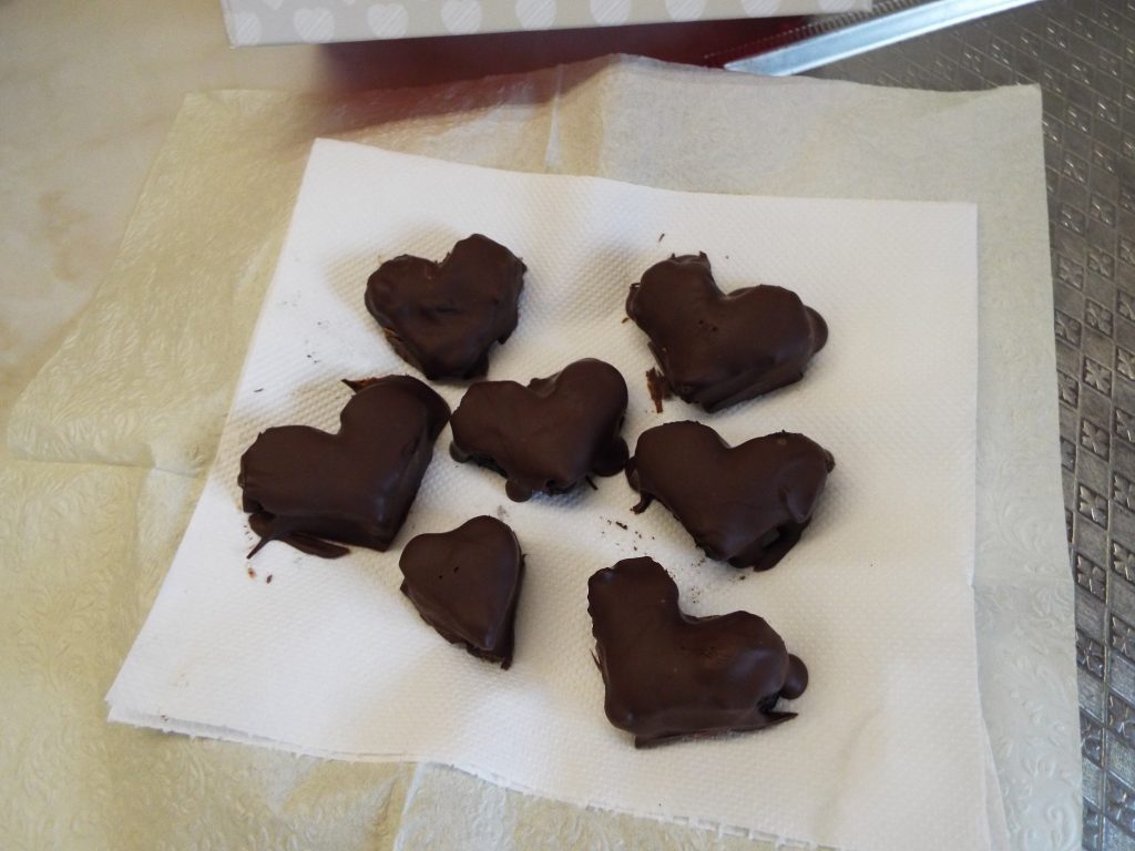 Choco hearts Oreo filling